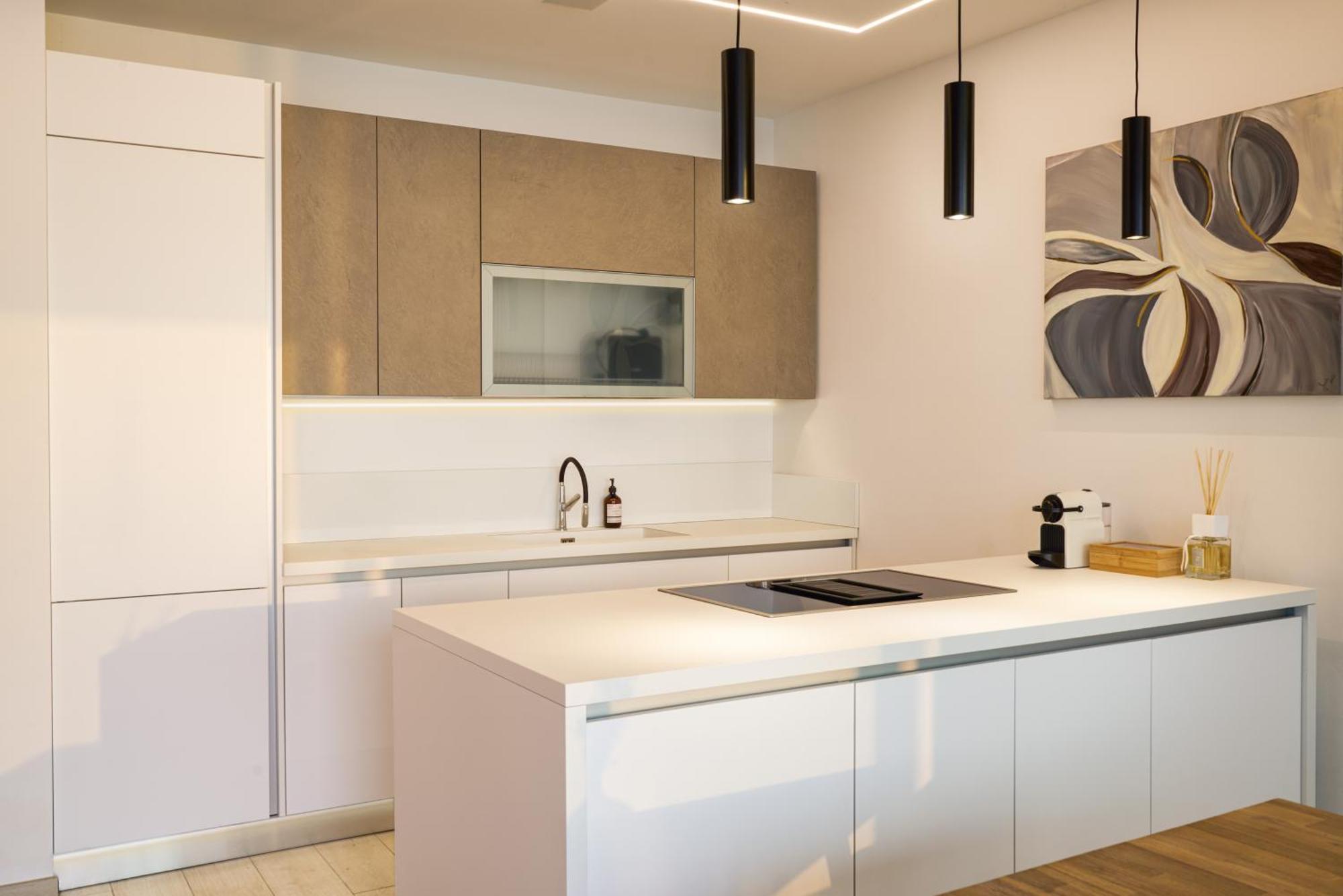 Salvatorehomes - Luxurious Dreamview Waterfront Apartment In Torri Del Benaco With Pool - Casa Azura - A 5 Star Luxury Collection At Lake Garda Ngoại thất bức ảnh